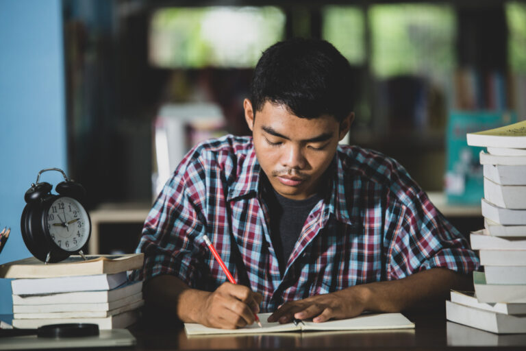 Read more about the article How to Crack APSC Prelims in the First Attempt: Guide